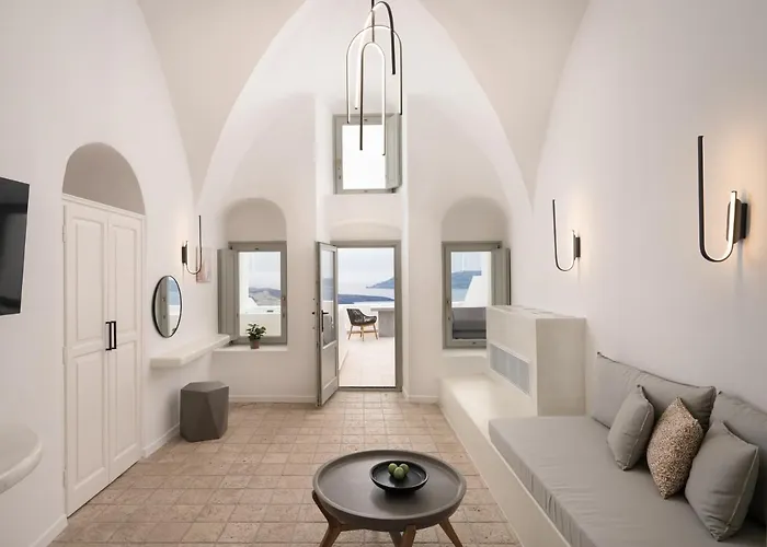 Asha Luxury 4* Fira (Santorini)