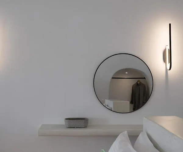 Asha Luxury 4* Fira (Santorini)